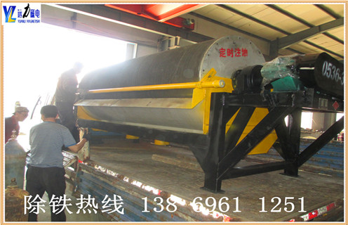 鐵礦磁選機(jī)，鐵礦磁選機(jī)競(jìng)爭(zhēng)實(shí)力強(qiáng)勁_(tái)多少錢_新疆鐵礦磁選機(jī)競(jìng)爭(zhēng)實(shí)力強(qiáng)勁能提高多少品位